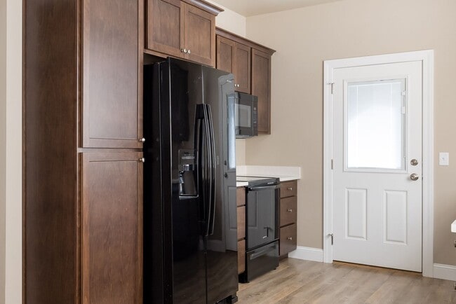 Photo - Newer 2 bedroom condo for rent!