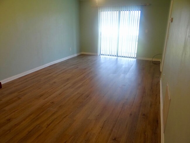 1101 2nd Ave N
