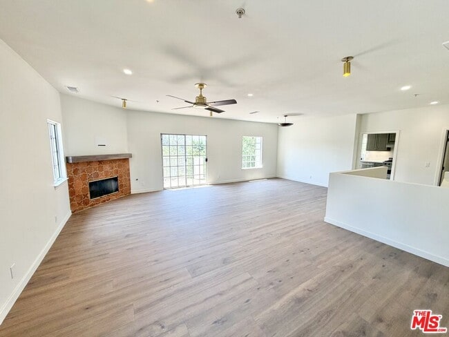 Photo - 1515 Indiana Ave