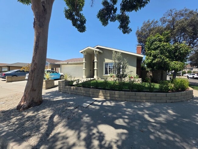 12947 Arabella Pl