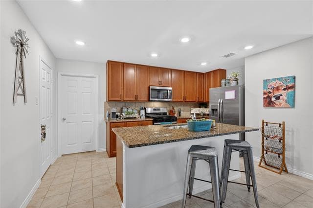 Photo - 968 Burnett Dr