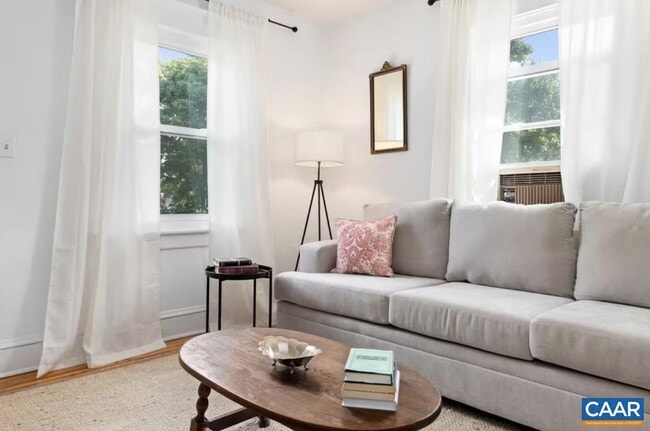 Photo - 243 Shamrock Rd