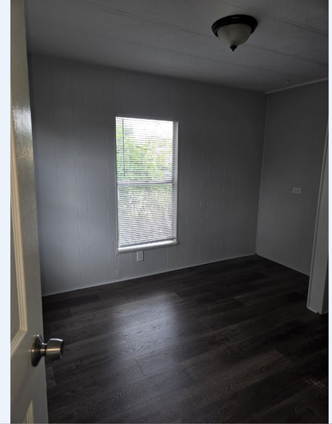 Photo - 2 Bedroom 1 Bath Mobile Home