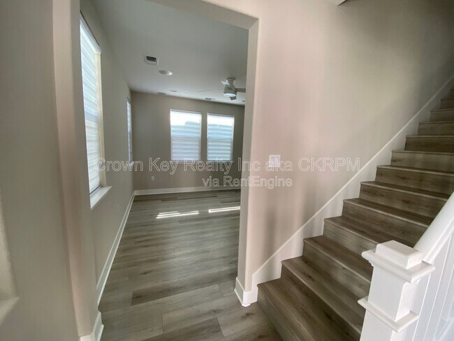 Photo - 17539 Beachwood Rd