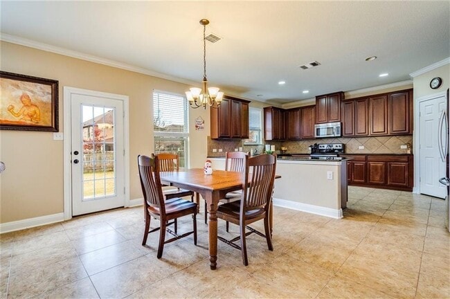 Photo - 1229 Yellow Iris Rd
