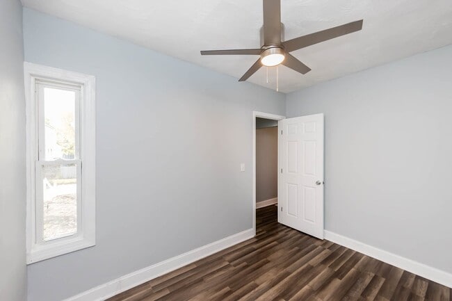 Photo - 482 E Jenkins Ave