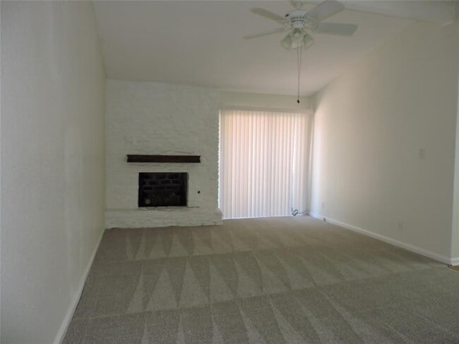 Photo - 1625 Chippeway Ln