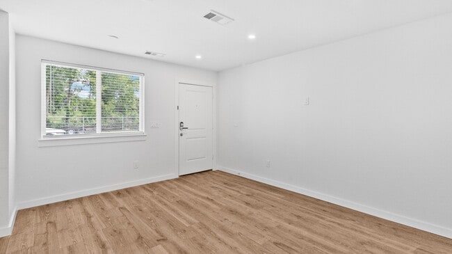 Photo - 9750 Deer Trail Dr Unit C