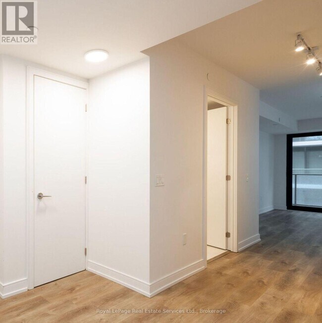 Photo - 1 Jarvis St Unité 1011