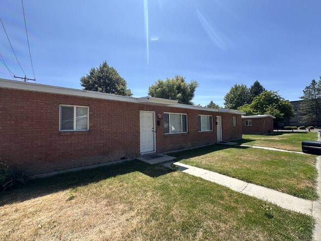 Photo - 3421 W Good St