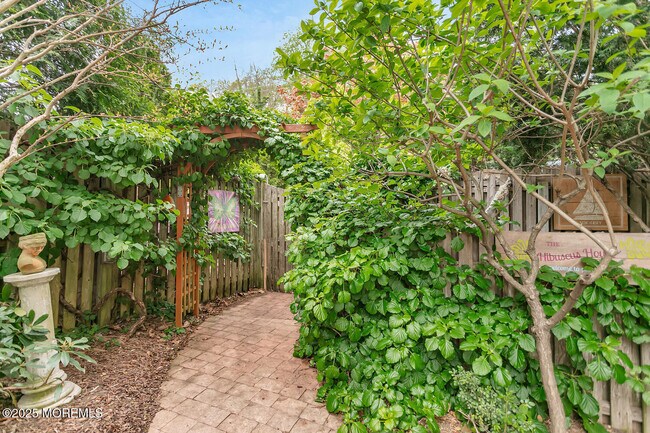 Photo - 85 Valley Ave