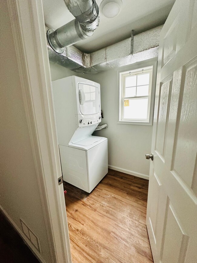 Photo - 87 N 18th St