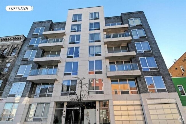 Building Photo - 184 Eagle St Rental