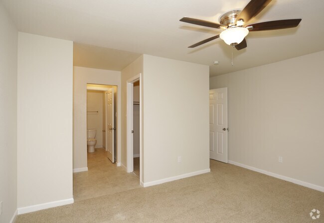 Photo - Sierra Regency Apartments