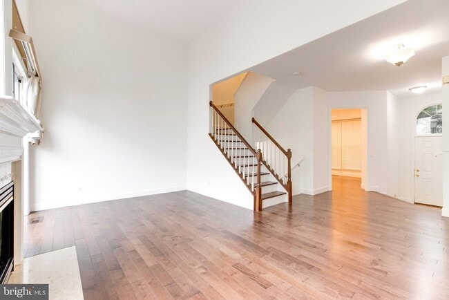 Photo - 6021 Riddle Walk