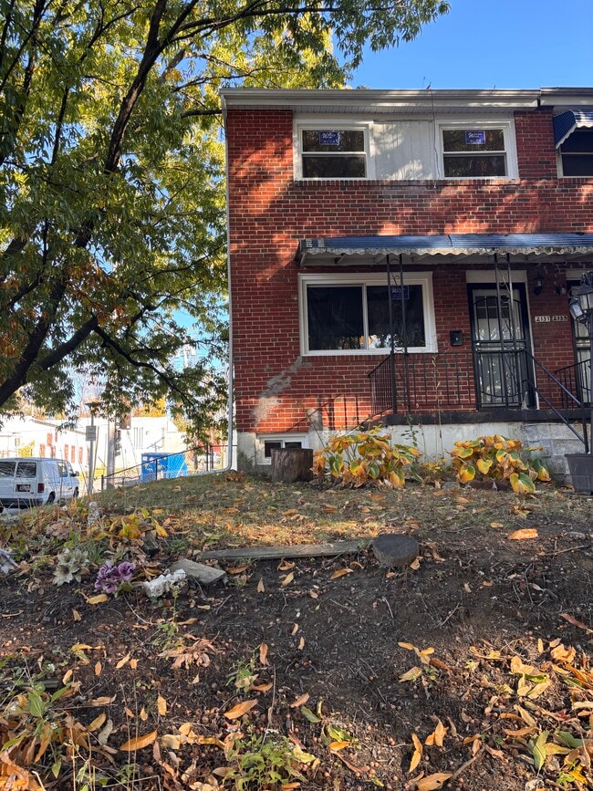 Building Photo - 2137 Braddish Ave