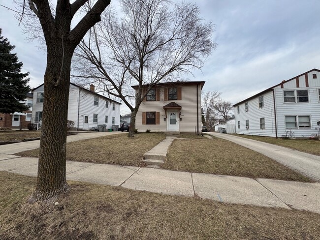 Building Photo - 4608 W Howard Ave Rental