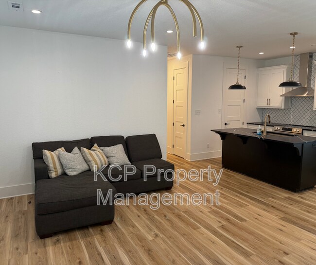 Photo - 1813 Garland Ave