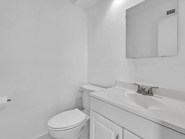 Photo - 8911 NW 28th Dr Unit E