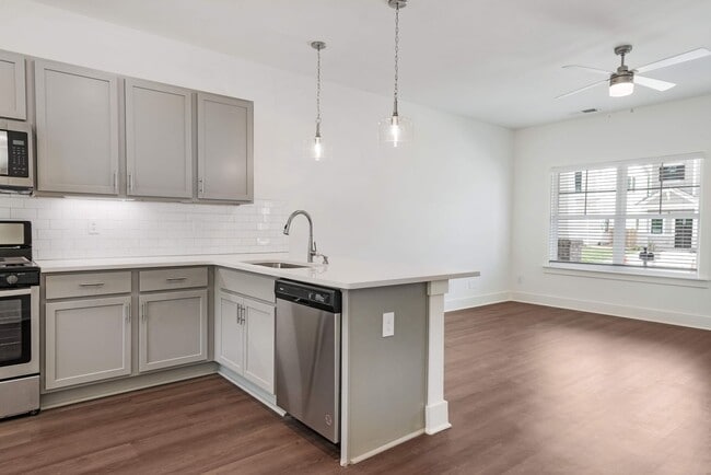 Photo - 153 Huntley Knoll Drive