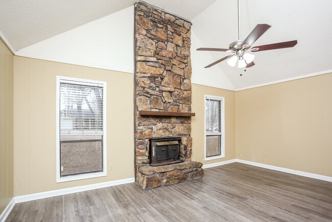 Photo - 4388 Hunt Cliff Trce