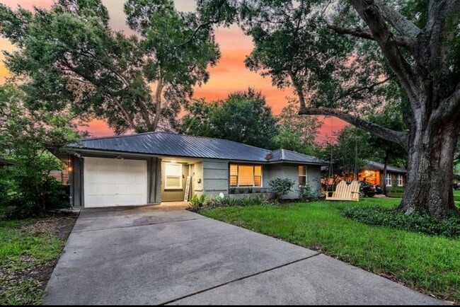 Building Photo - 10305 Bassoon Dr Rental