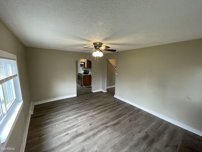 Photo - 3 br, 1 bath House - 2418 Dunlap St