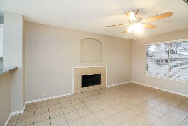 Photo - 1616 Columbia Dr