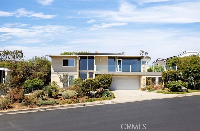 Photo - 419 Monarch Bay Dr