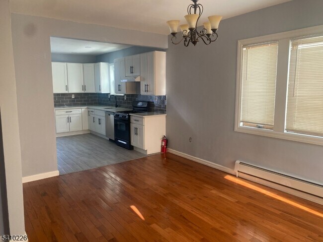 Photo - 17 Walnut Terrace