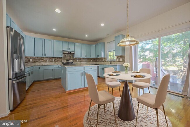 Photo - 8324 Tenbrook Dr