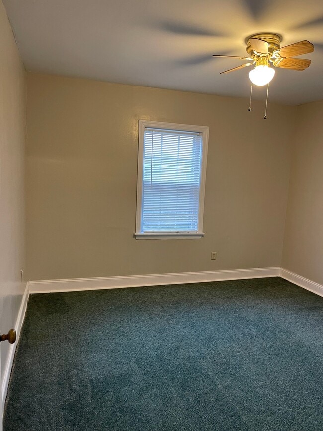 Photo - 1037 6th St W Unidad 2