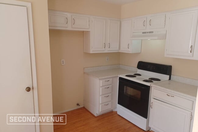 Photo - 7943 Ellinger Ln