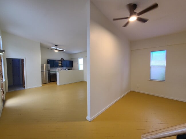 Building Photo - 817 Slate Ave NW Unit 817