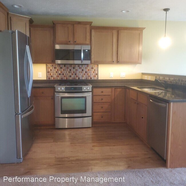 Photo - 3 br, 3 bath House - 6505 S 58th Street