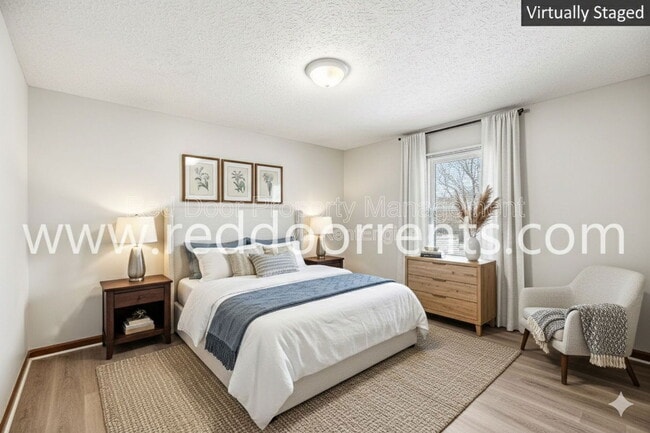 Photo - 7694 Prairieview Dr