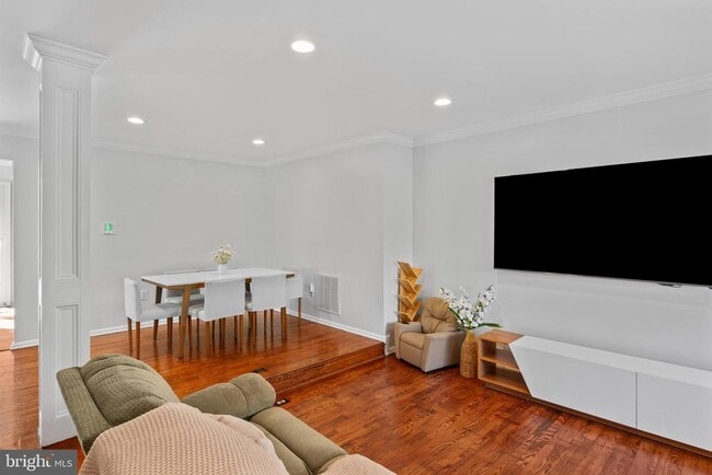 Photo - 10267 Green Holly Terrace