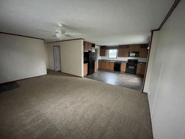 Photo - 363 Shummard Branch