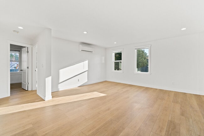 Photo - 2611 41st Ave SW