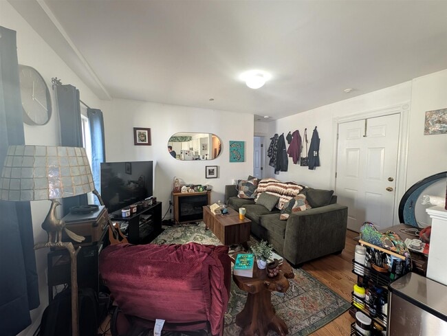 Photo - 33 Roberts Rd Unit 2R