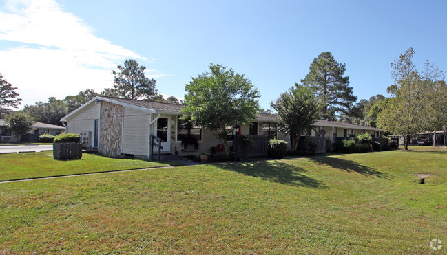 Building Photo - West Park Village Rental