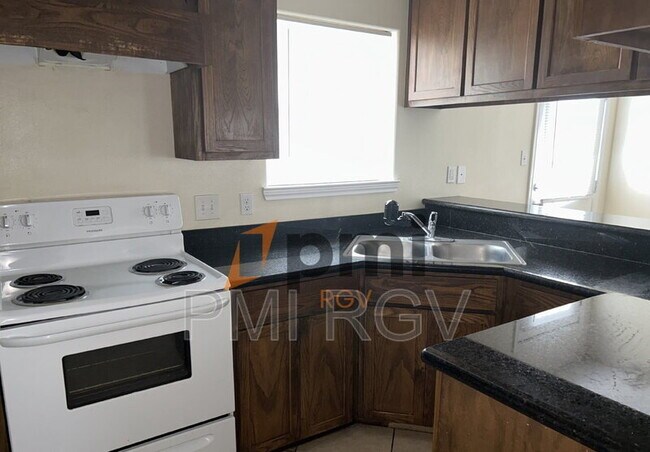 315 W Albatross Ave Unit UNITC