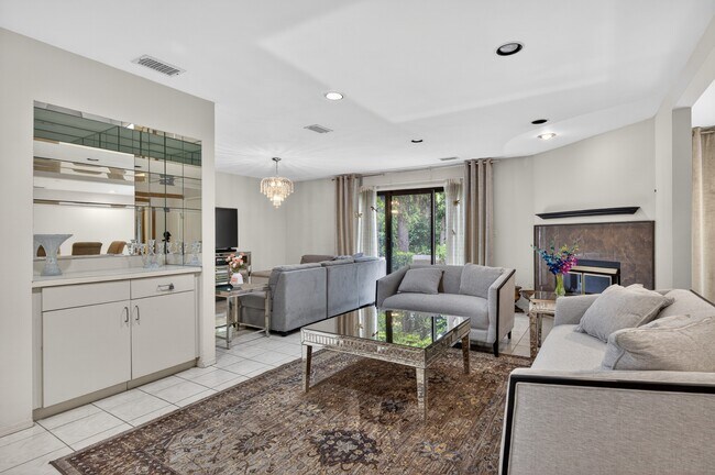 Photo - 36 Wimbledon Dr