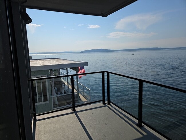 Photo - Must See Condo With A Phenomenal View!! $500 move in credit