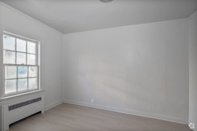 1BR, 1BA - 473SF - Bedroom