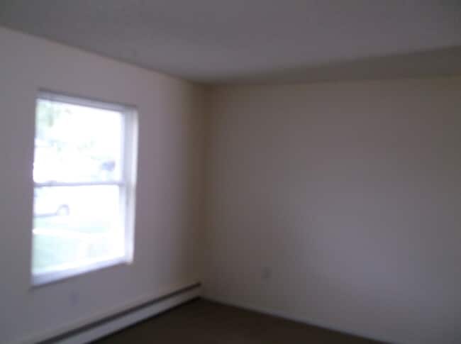 Photo - 4412 E 13th St House