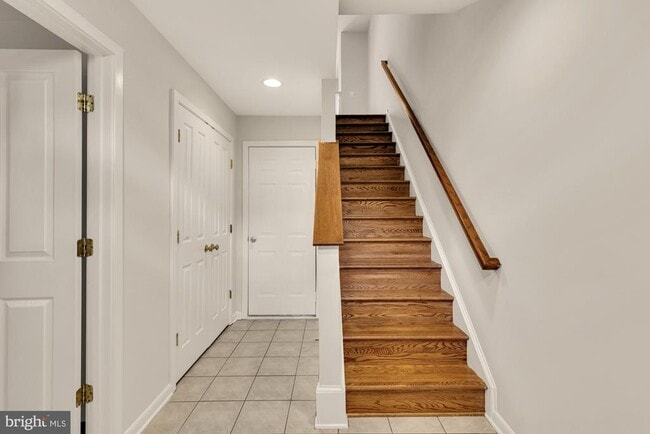 Photo - 1227 V St NW
