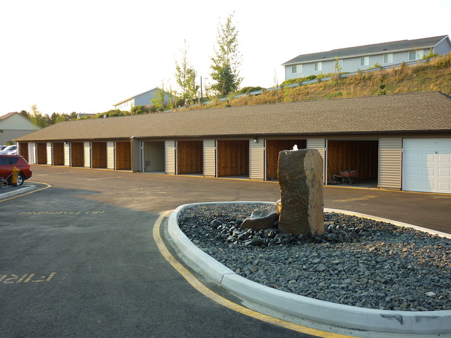 Photo - Black Rock Court Apartments