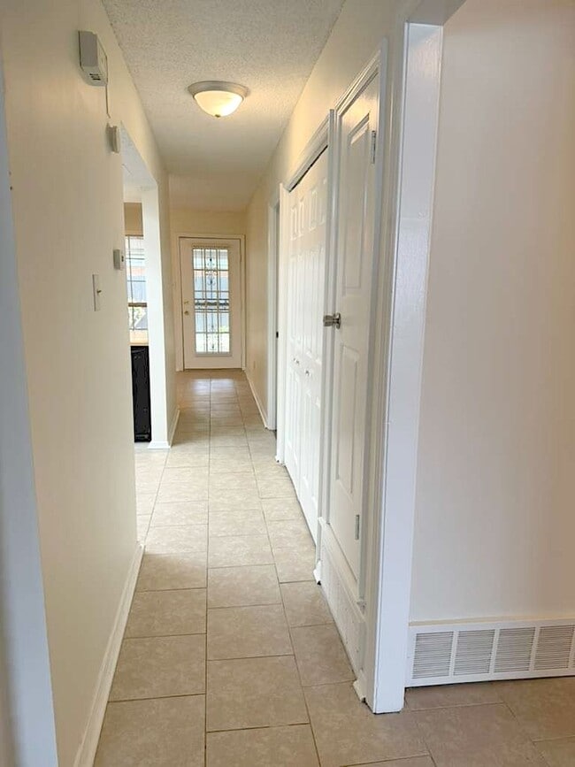 Photo - 3039 Greenlodge Ln