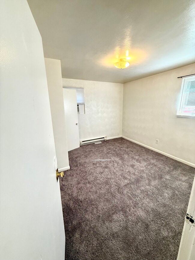 Photo - 1724 Selden Ave